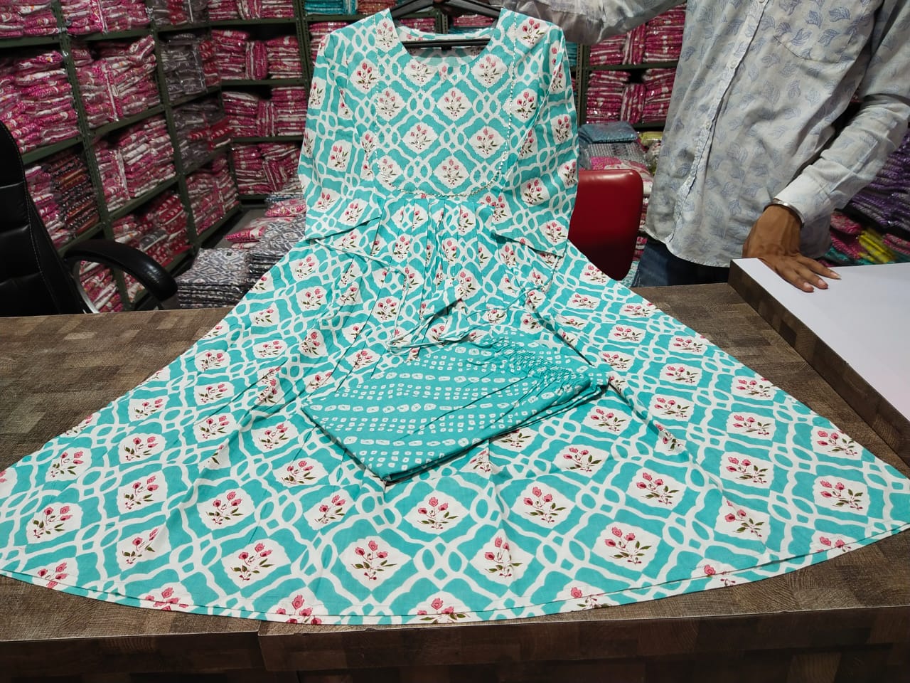 Naira cut Kurti Pant Rama