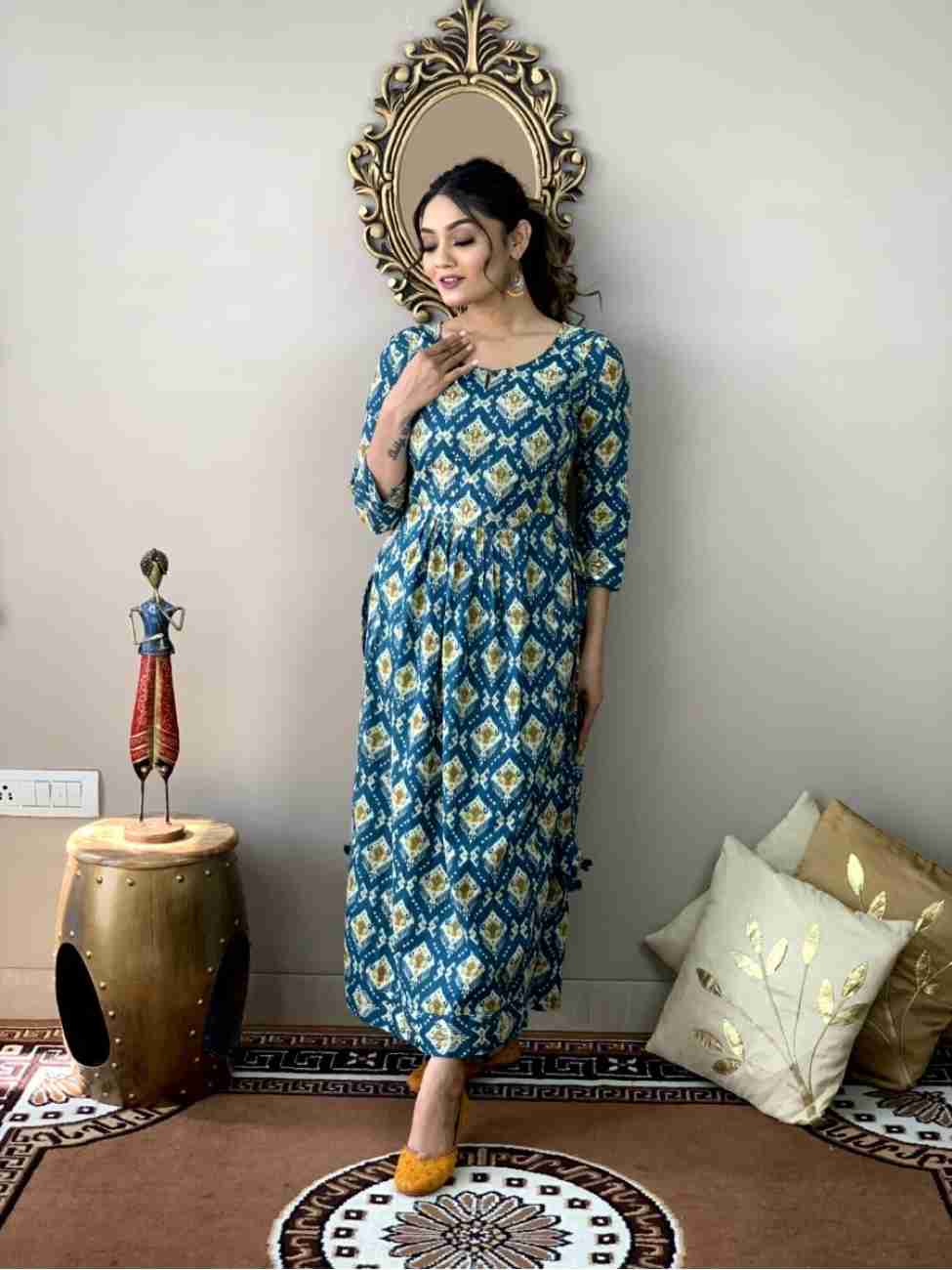 Green Rayon Printed Naira Cut Kurta and Pant for Women